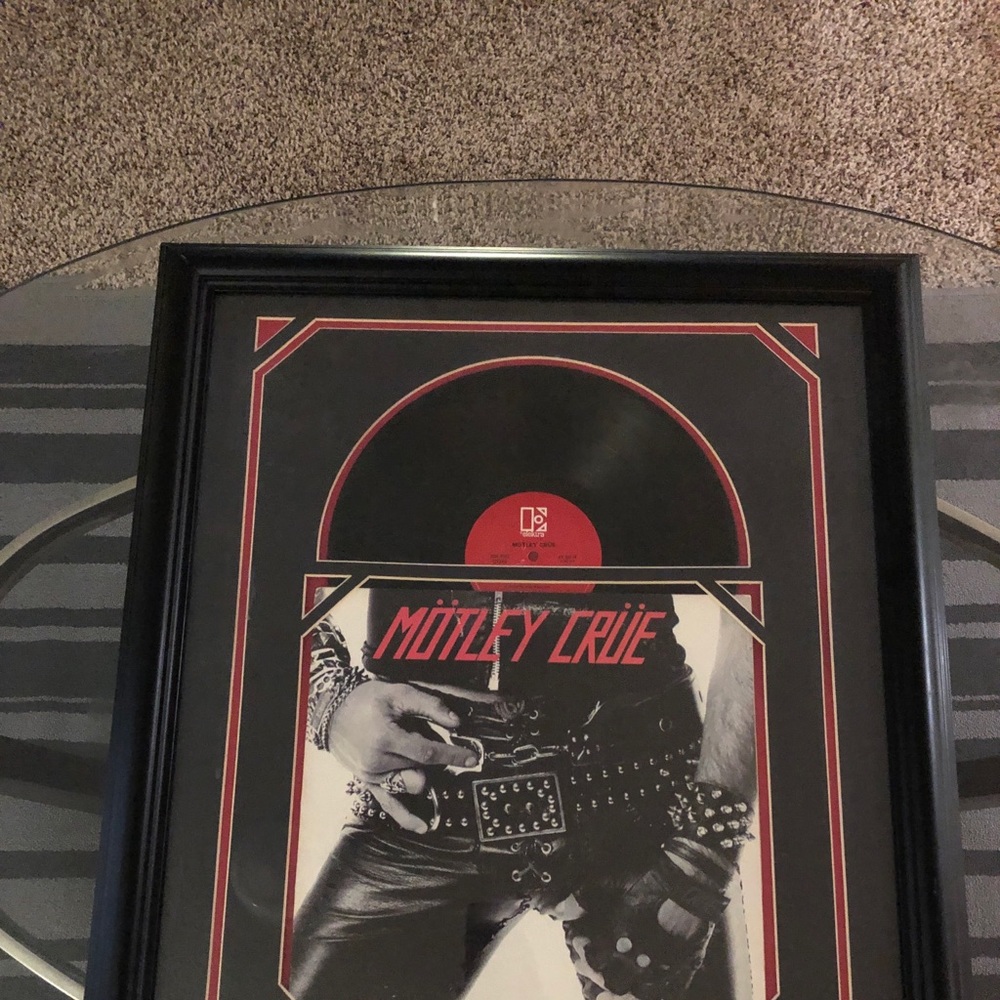 MÖTLEY CRÜE Framed Record.
